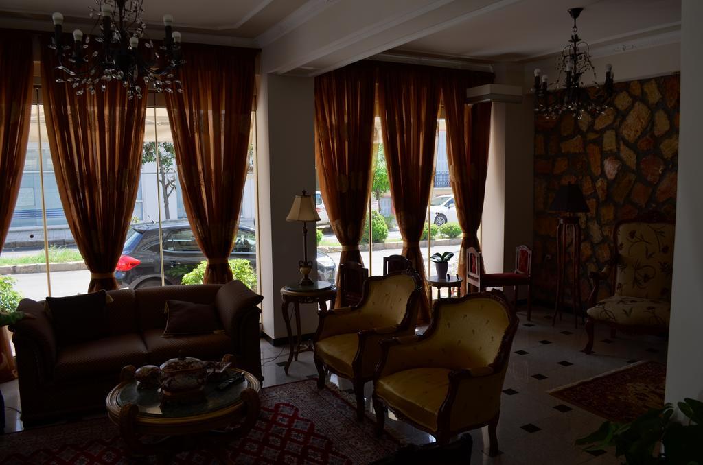 Iris Spa Loutra Edipsou  Kamer foto